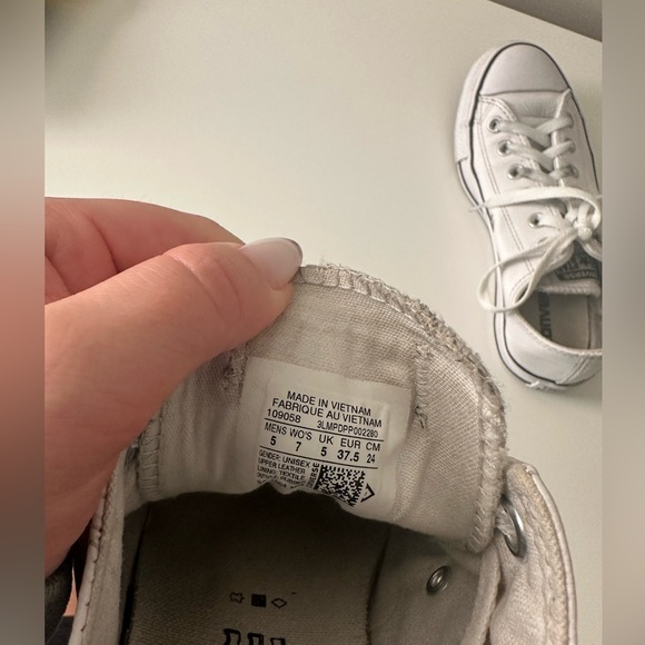 Women’s converse - Picture 6 of 7